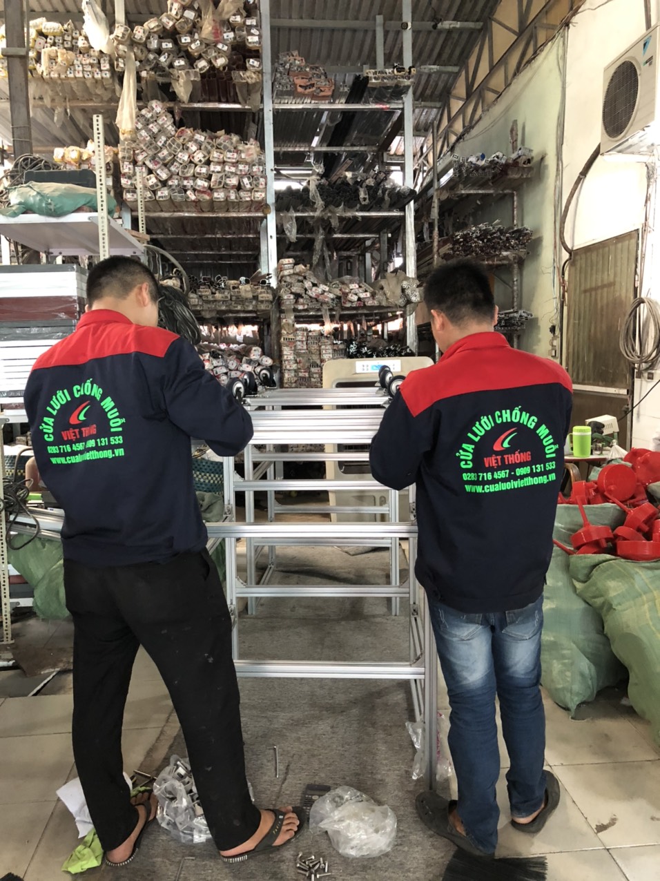 Đồng phục công ty Việt Thống
